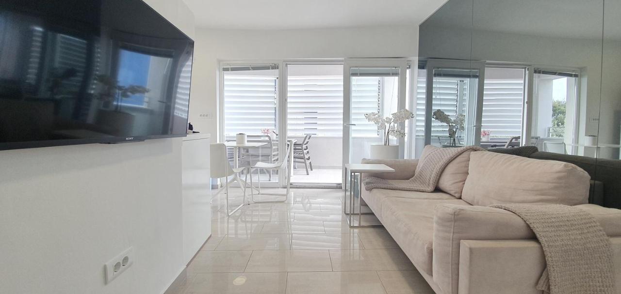 Seahouse By Jelena Apartment Bibinje Exterior photo