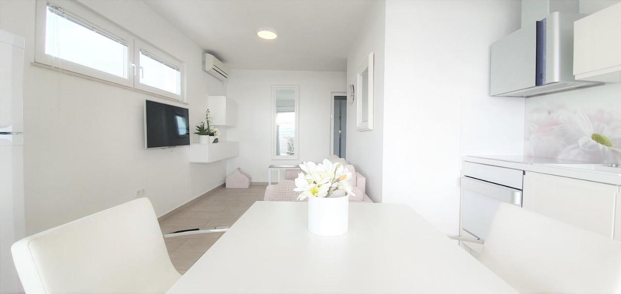 Seahouse By Jelena Apartment Bibinje Exterior photo